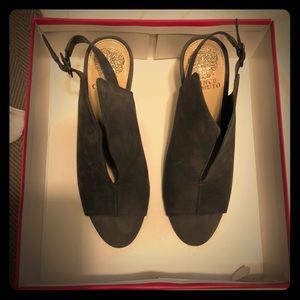 Vince Camuto Catina-NWT